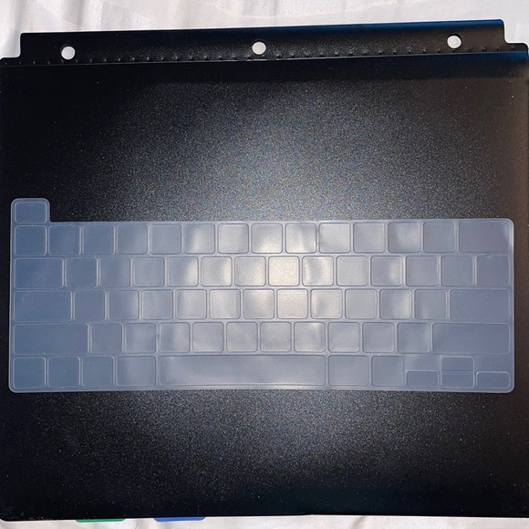 16 inch MacBook Pro clear keyboard cover - Picture 1 of 2